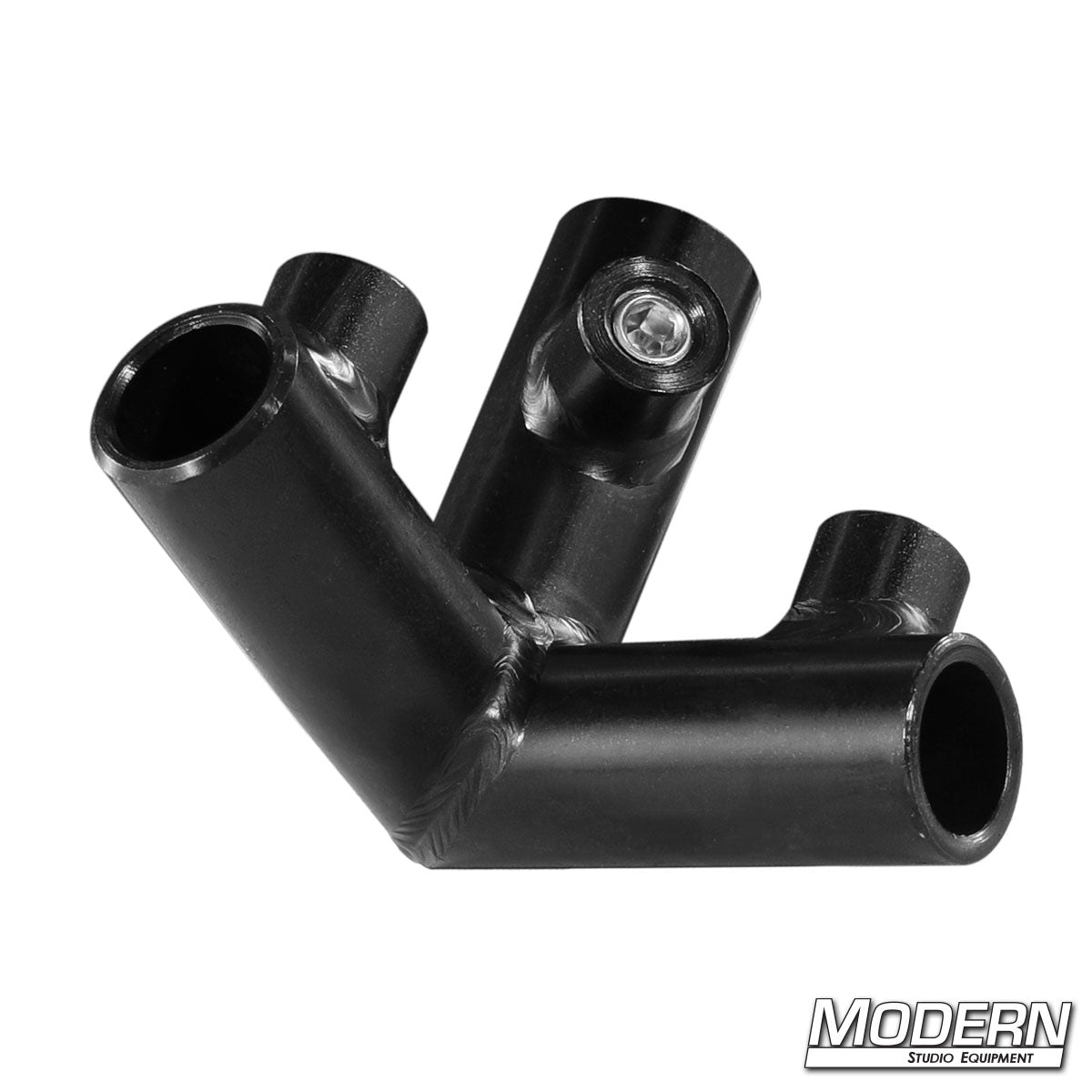 Close-up of anti-twist body and hardware on 3-way connector